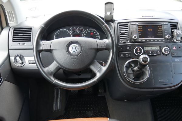 Volkswagen Multivan - Galeria [18]