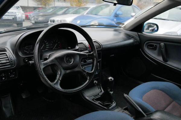 Mazda MX-3 - Galeria [10]