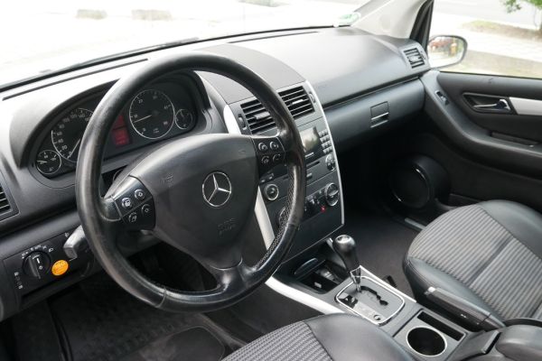 Mercedes-Benz A-Klasa - Galeria [10]