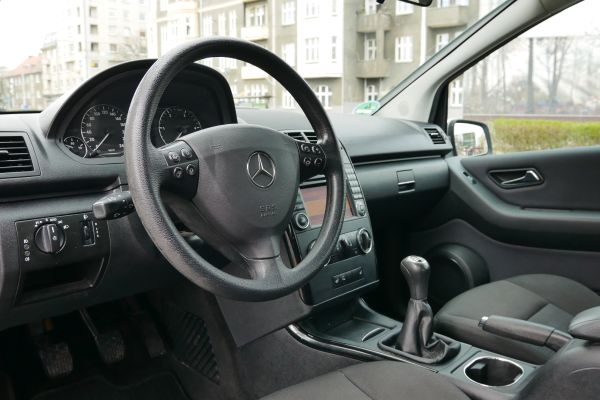 Mercedes-Benz A-Klasa - Galeria [9]
